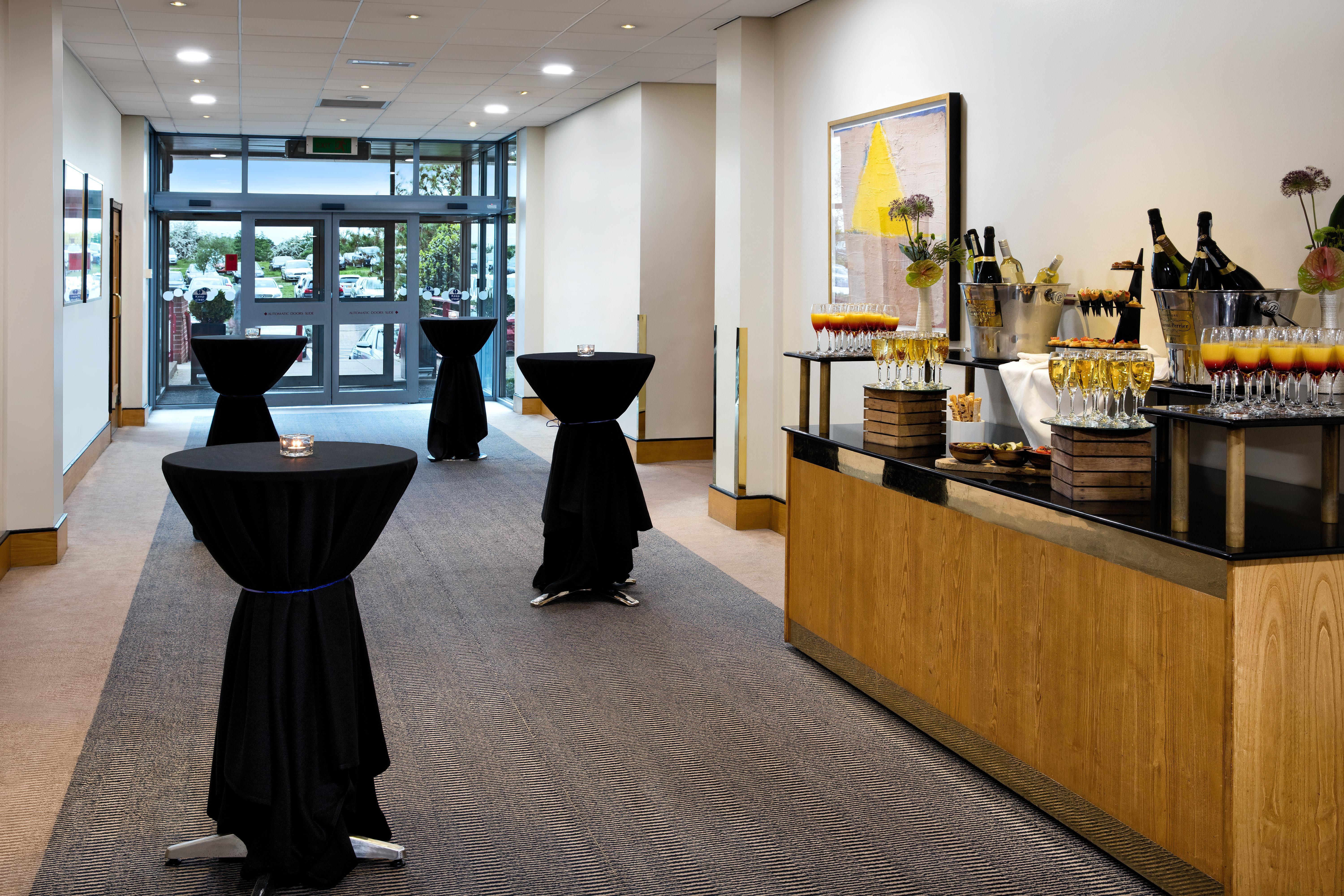 West Drayton  Crowne Plaza Heathrow, An Ihg Hotel מראה חיצוני תמונה